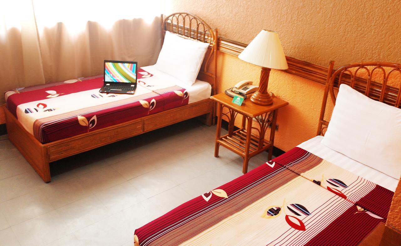 Teofel Pension House And Cafe Cebu Dış mekan fotoğraf