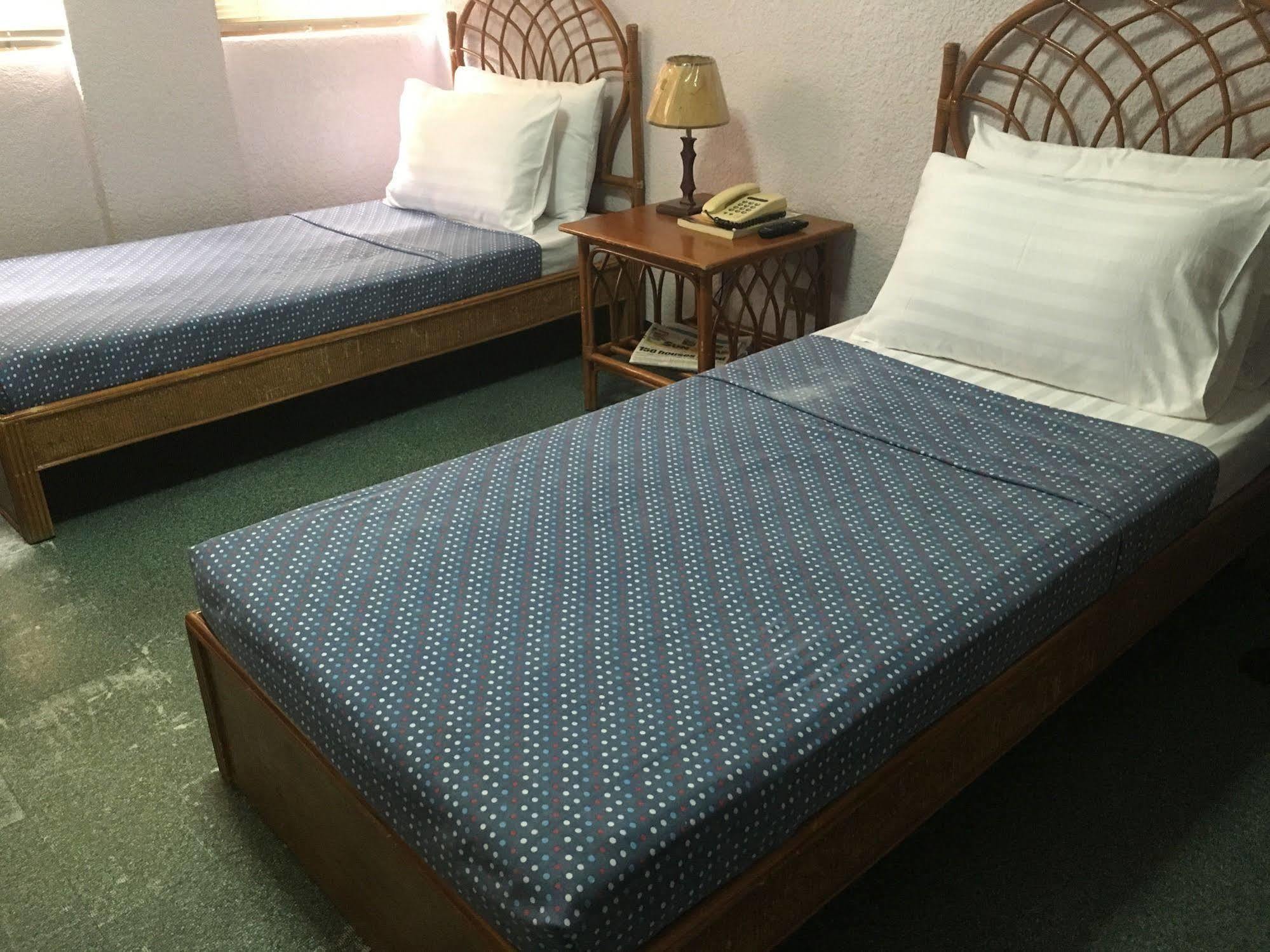 Teofel Pension House And Cafe Cebu Dış mekan fotoğraf