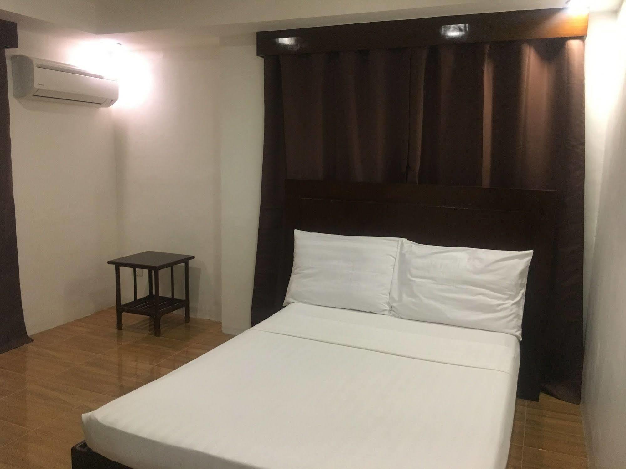 Teofel Pension House And Cafe Cebu Dış mekan fotoğraf